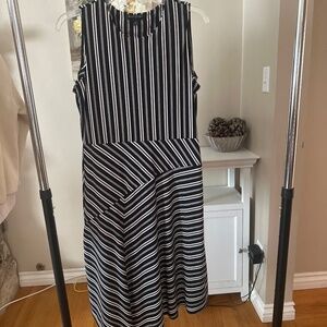 Women’s midi dress